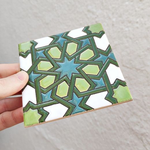 Azulejo 11 cm esmaltado con estrella nazarí verde