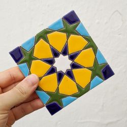 Azulejo 11 cm esmaltado con estrella nazarí amarilla