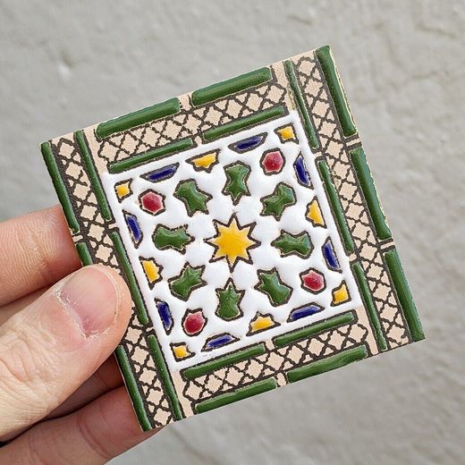 Azulejo 7,5 cm esmaltado con cenefa mudéjar verde