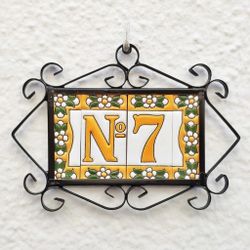 Letras y Números modelo "AMARILLAS" - 7,5cm. (3")