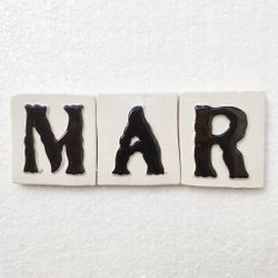 Letras y Números modelo "CLÁSICA-Negra" - 7,5cm. (3")