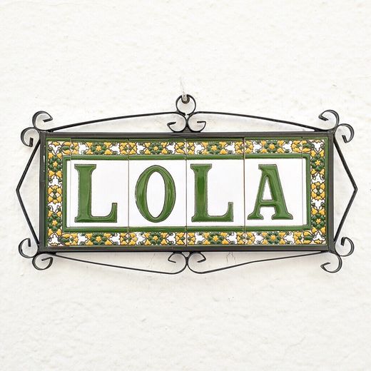 Letras y Números modelo "COLOR-V" - 11cm. (2.1")
