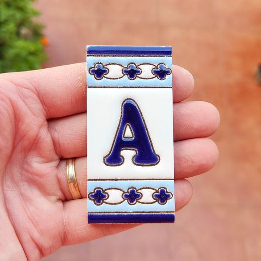 Letras y Números modelo "VALENCIA" - 7,5cm. (3")